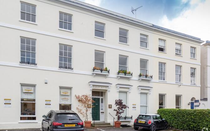 Harley House Cheltenham 3 