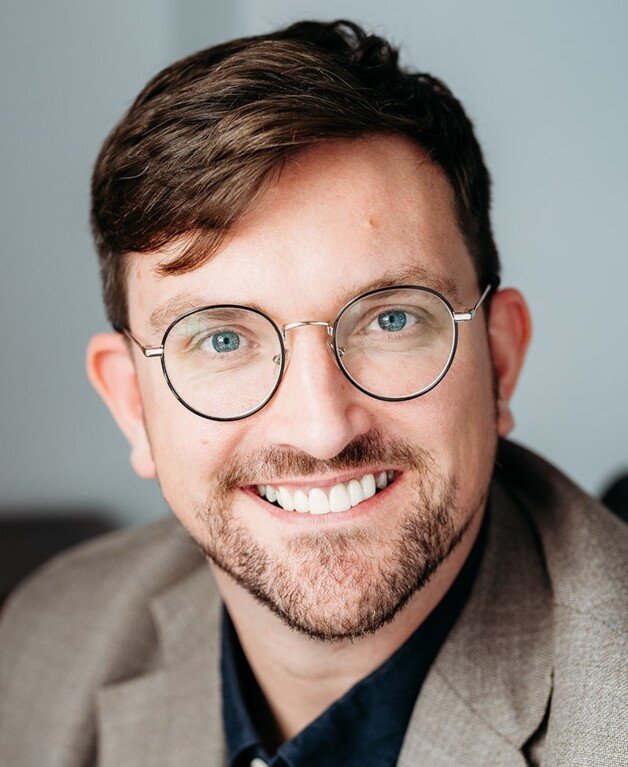 Russsell White headshot (preferred) 